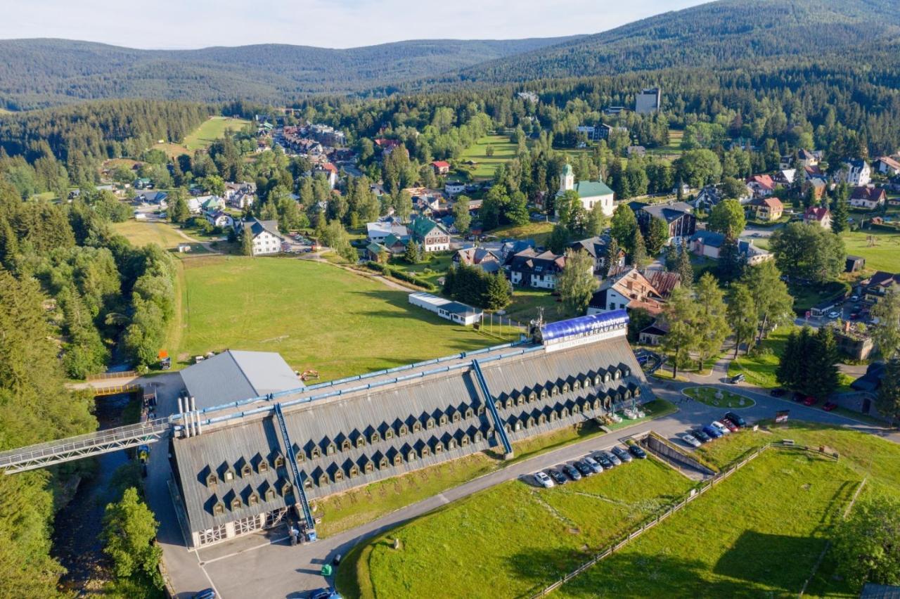 Hotel Skicentrum Harrachov Exteriör bild