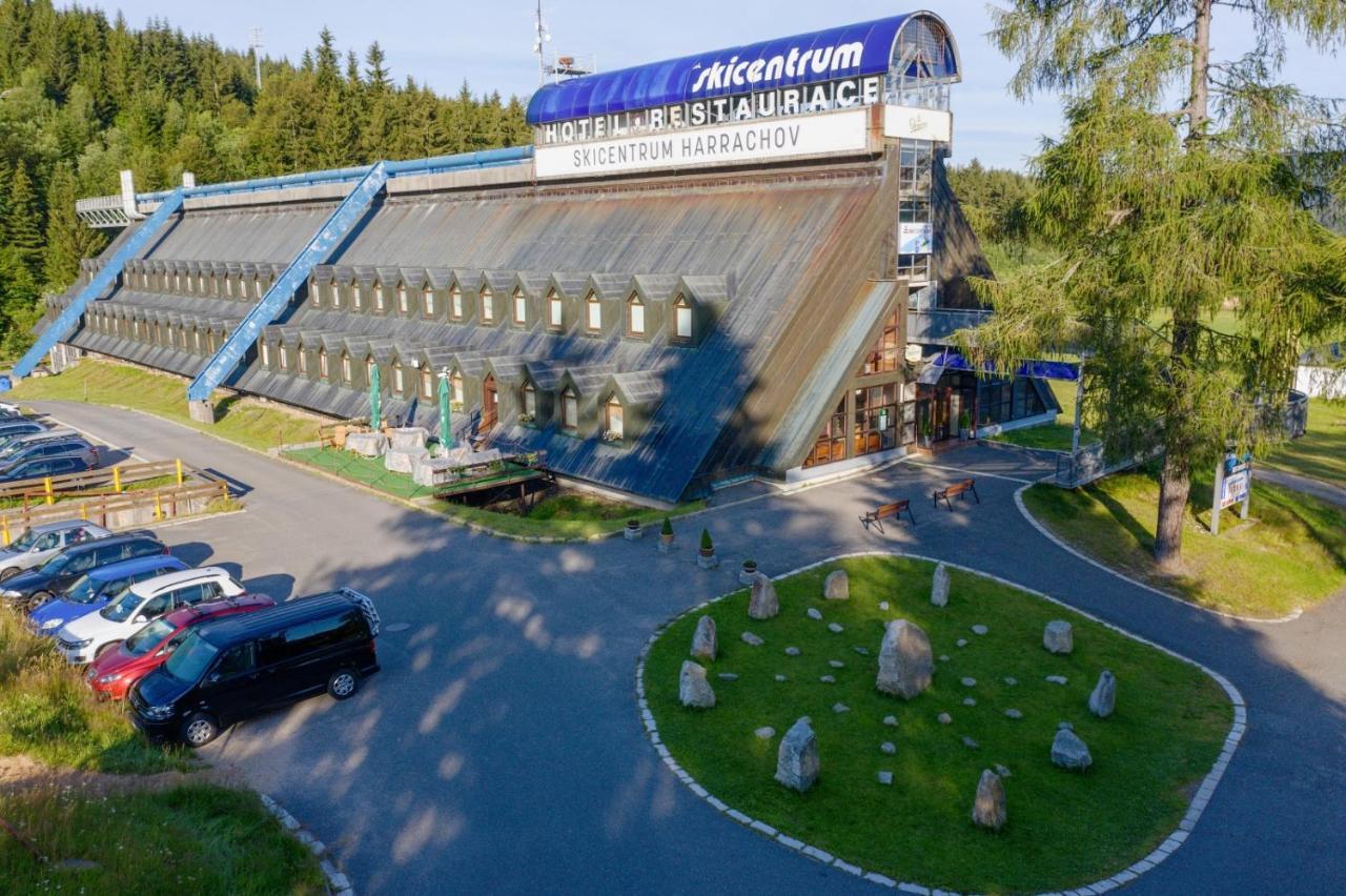 Hotel Skicentrum Harrachov Exteriör bild