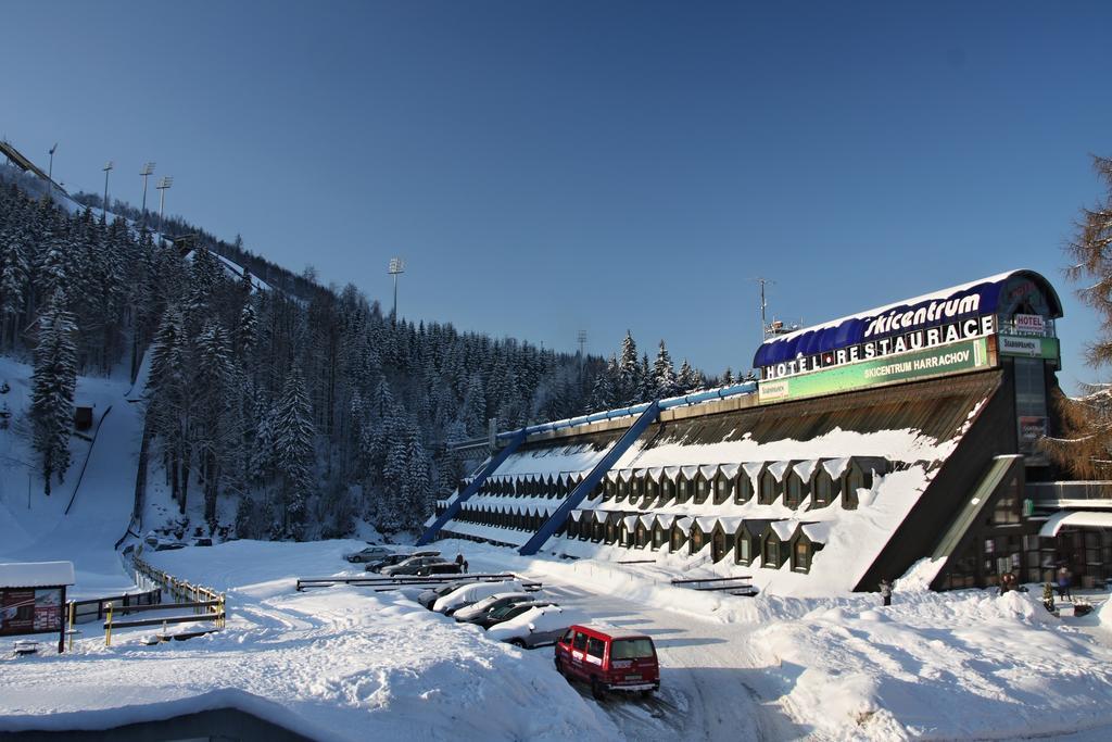 Hotel Skicentrum Harrachov Exteriör bild