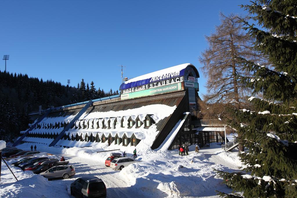 Hotel Skicentrum Harrachov Exteriör bild